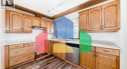 Residential - Single Family Home - Calgary, Canada - Canada