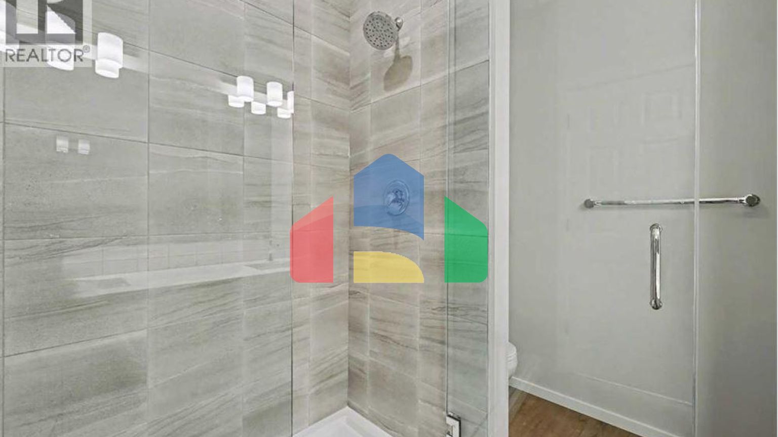 Residential - Single Family Home - Calgary, Canada - Canada