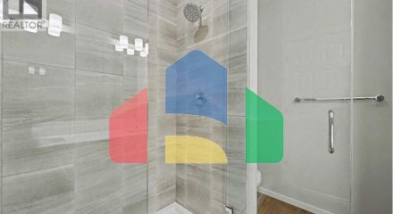 Residential - Single Family Home - Calgary, Canada - Canada