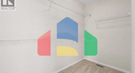 Residential - Single Family Home - Calgary, Canada - Canada