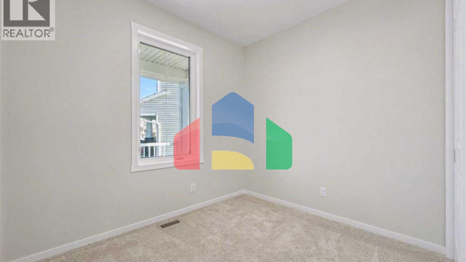 Residential - Single Family Home - Calgary, Canada - Canada