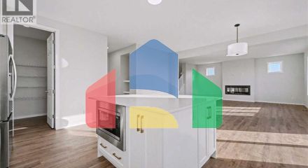 Residential - Single Family Home - Calgary, Canada - Canada