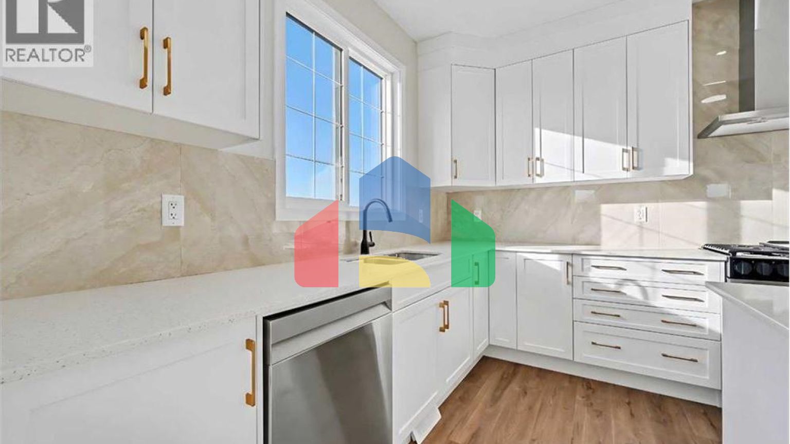 Residential - Single Family Home - Calgary, Canada - Canada