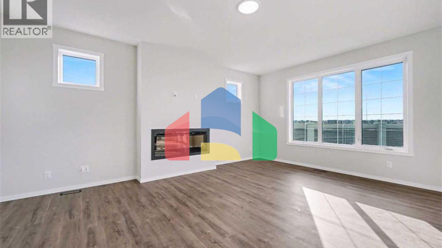 Residential - Single Family Home - Calgary, Canada - Canada