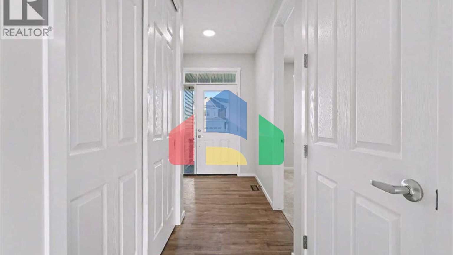 Residential - Single Family Home - Calgary, Canada - Canada