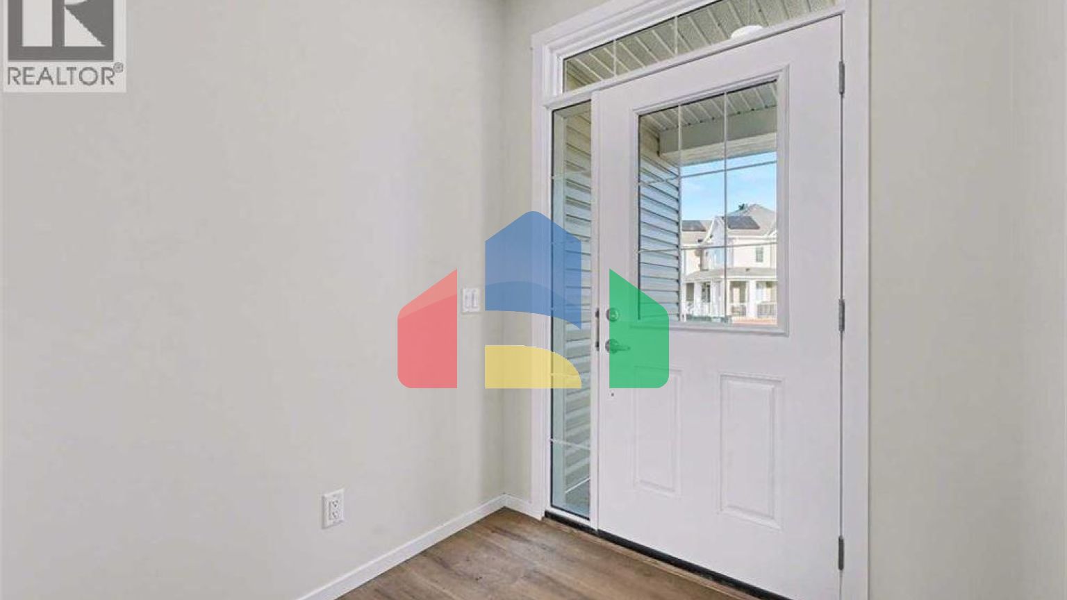 Residential - Single Family Home - Calgary, Canada - Canada