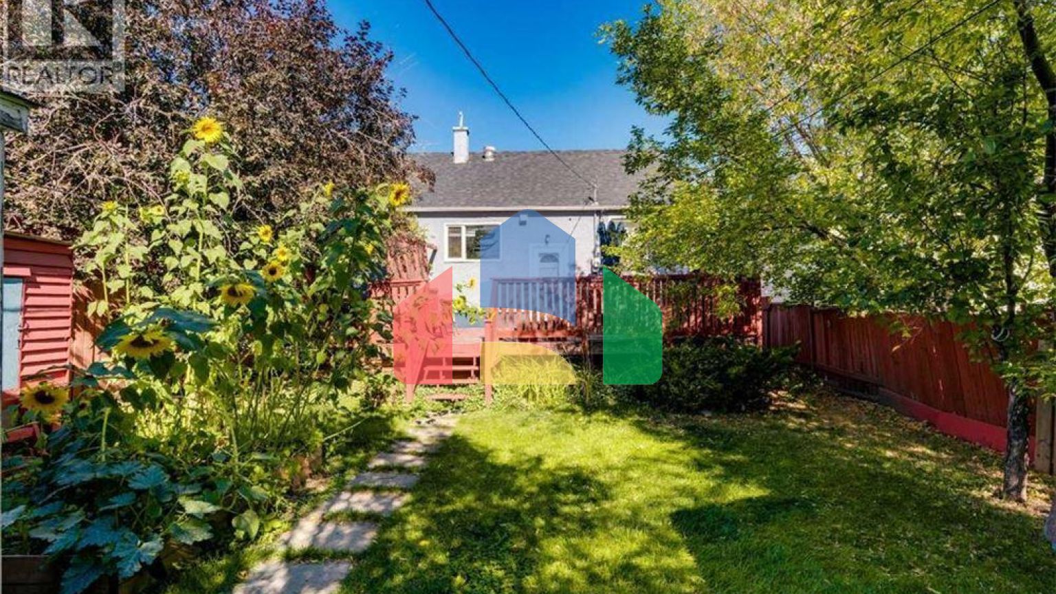 Residential - Single Family Home - Calgary, Canada - Canada