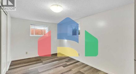 Residential - Single Family Home - Calgary, Canada - Canada