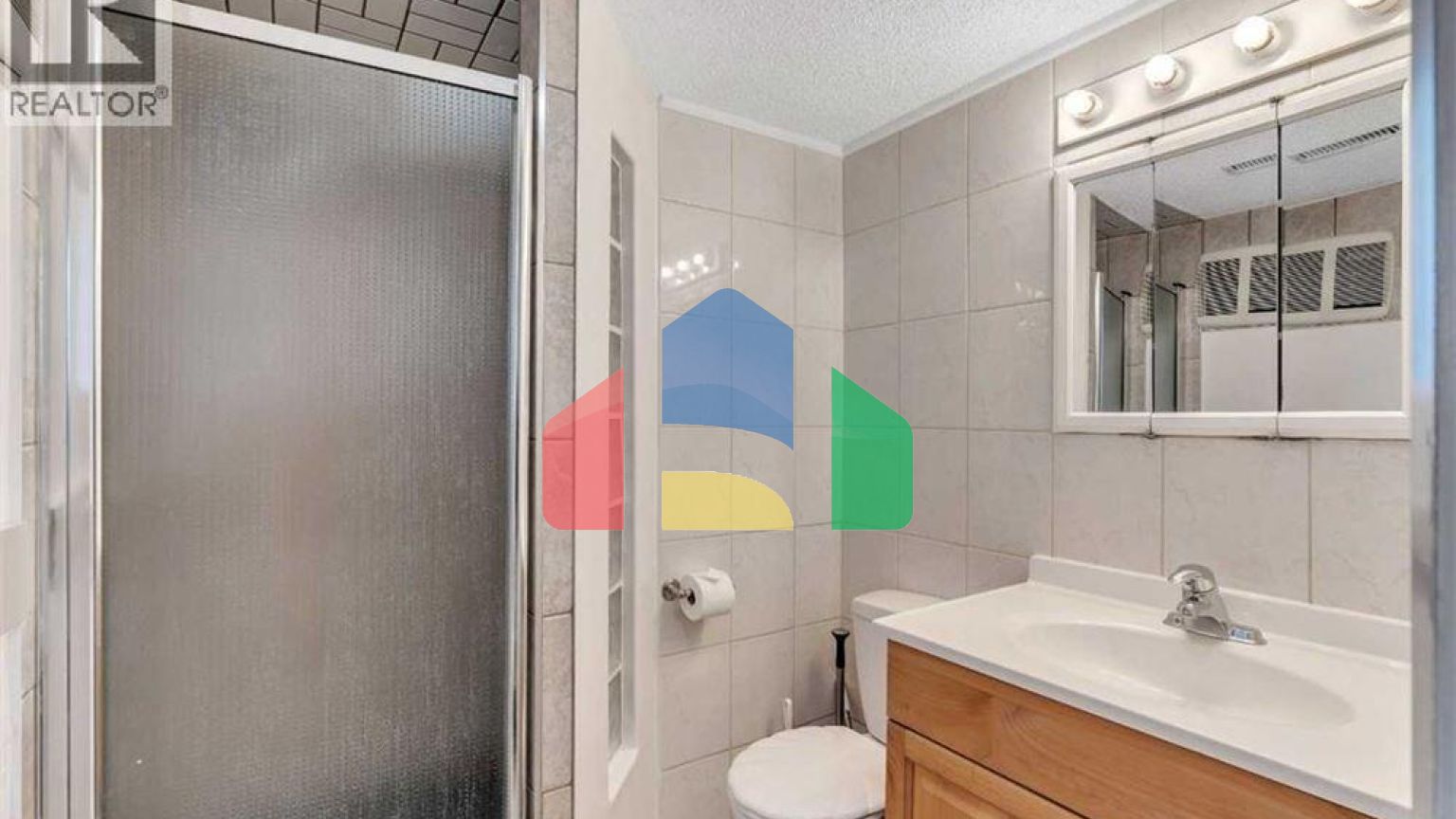 Residential - Single Family Home - Calgary, Canada - Canada