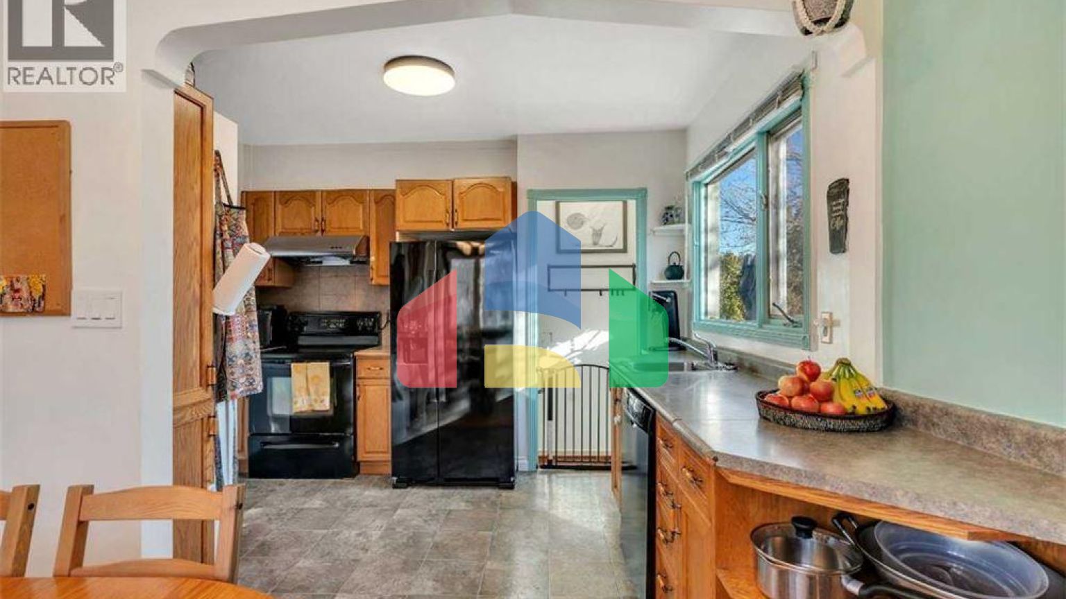 Residential - Single Family Home - Calgary, Canada - Canada