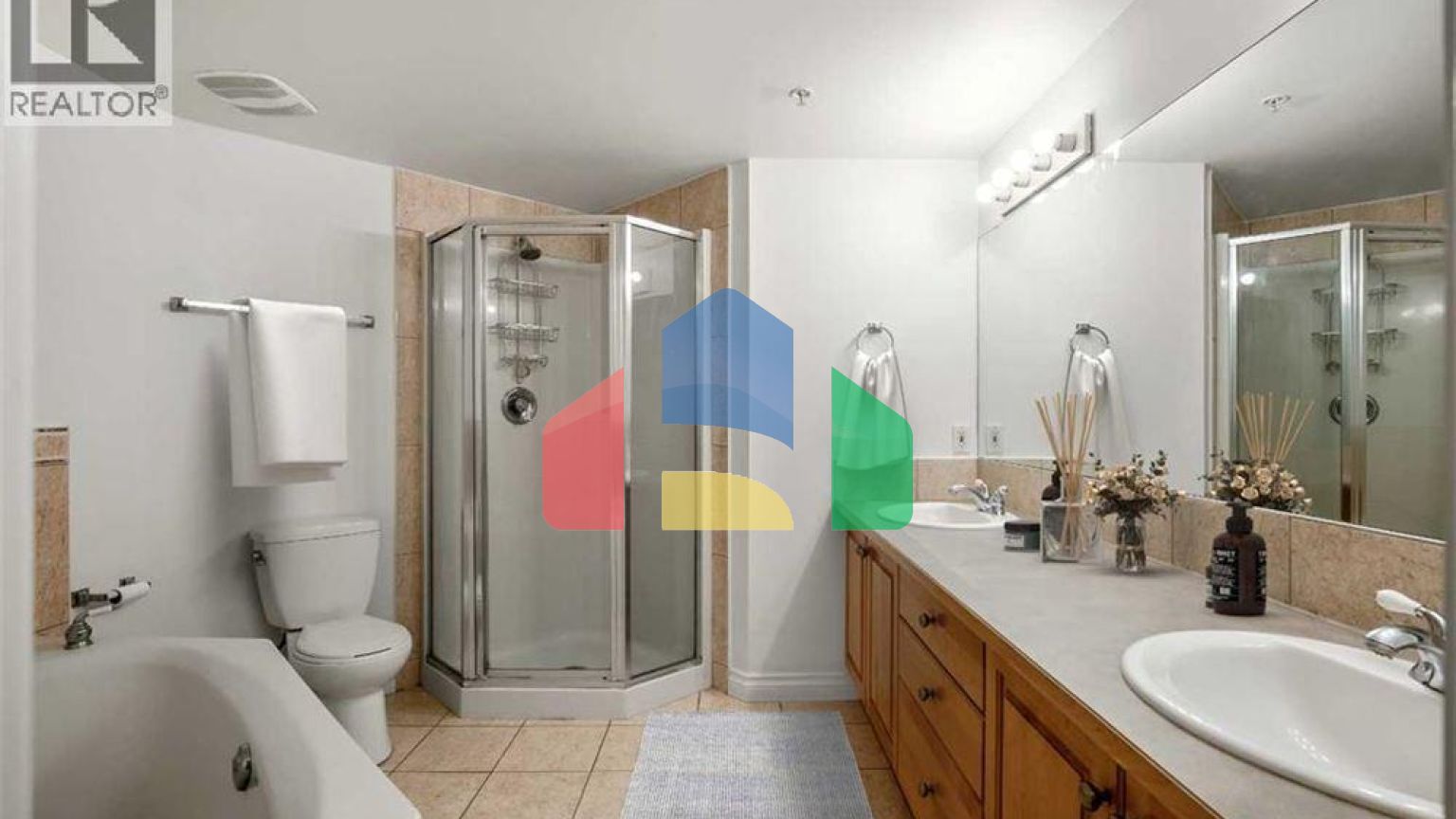 Residential - Single Family Home - Calgary, Canada - Canada