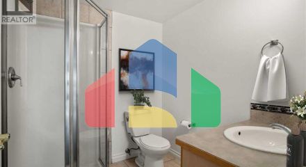 Residential - Single Family Home - Calgary, Canada - Canada