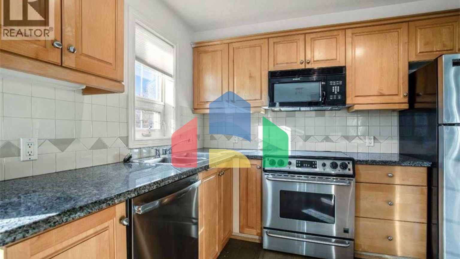 Residential - Single Family Home - Calgary, Canada - Canada