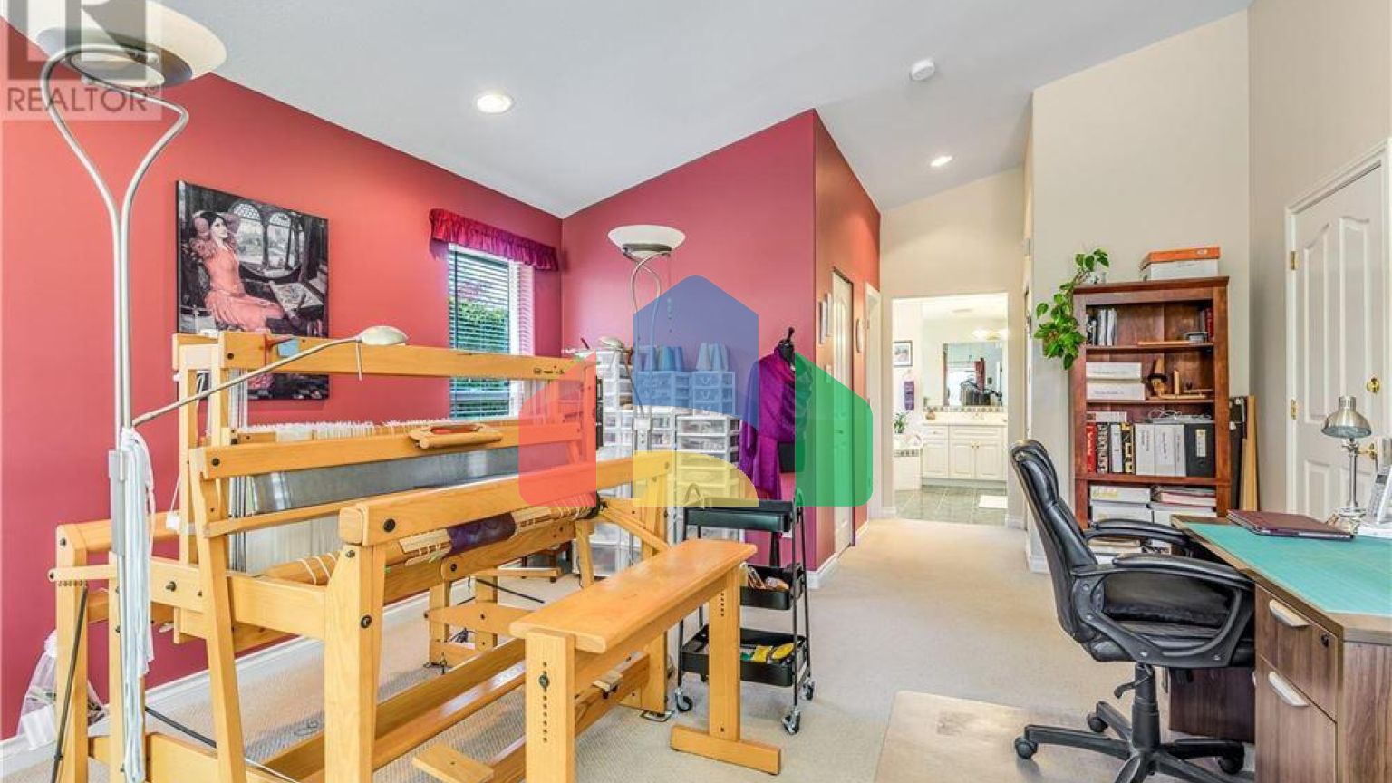 Residential - Single Family Home - Campbell River, Canada - Canada