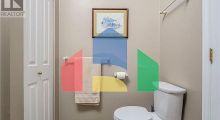 Residential - Single Family Home - Campbell River, Canada - Canada