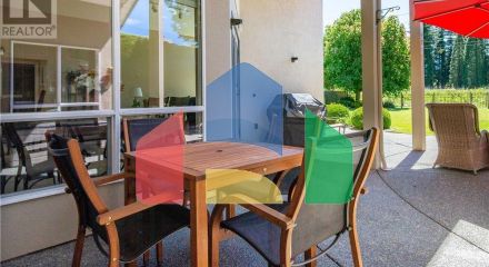 Residential - Single Family Home - Campbell River, Canada - Canada