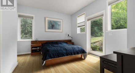 Residential - Single Family Home - Campbell River, Canada - Canada