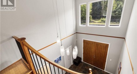 Residential - Single Family Home - Campbell River, Canada - Canada