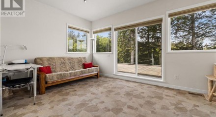 Residential - Single Family Home - Campbell River, Canada - Canada