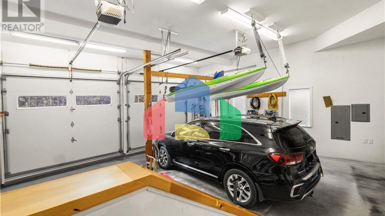 Residential - Single Family Home - Campbell River, Canada - Canada