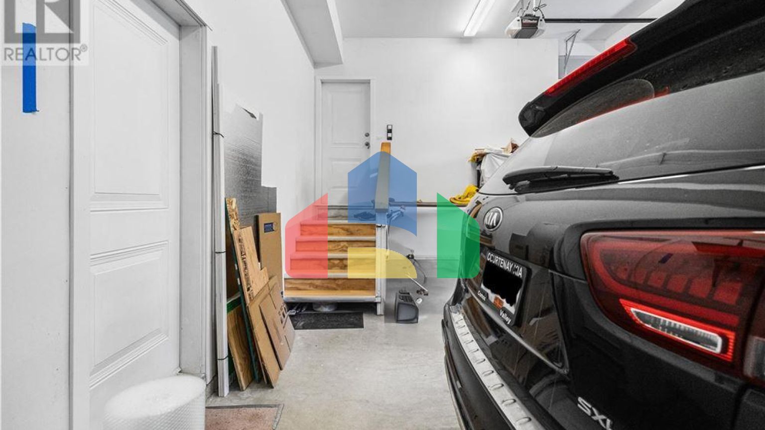 Residential - Single Family Home - Campbell River, Canada - Canada