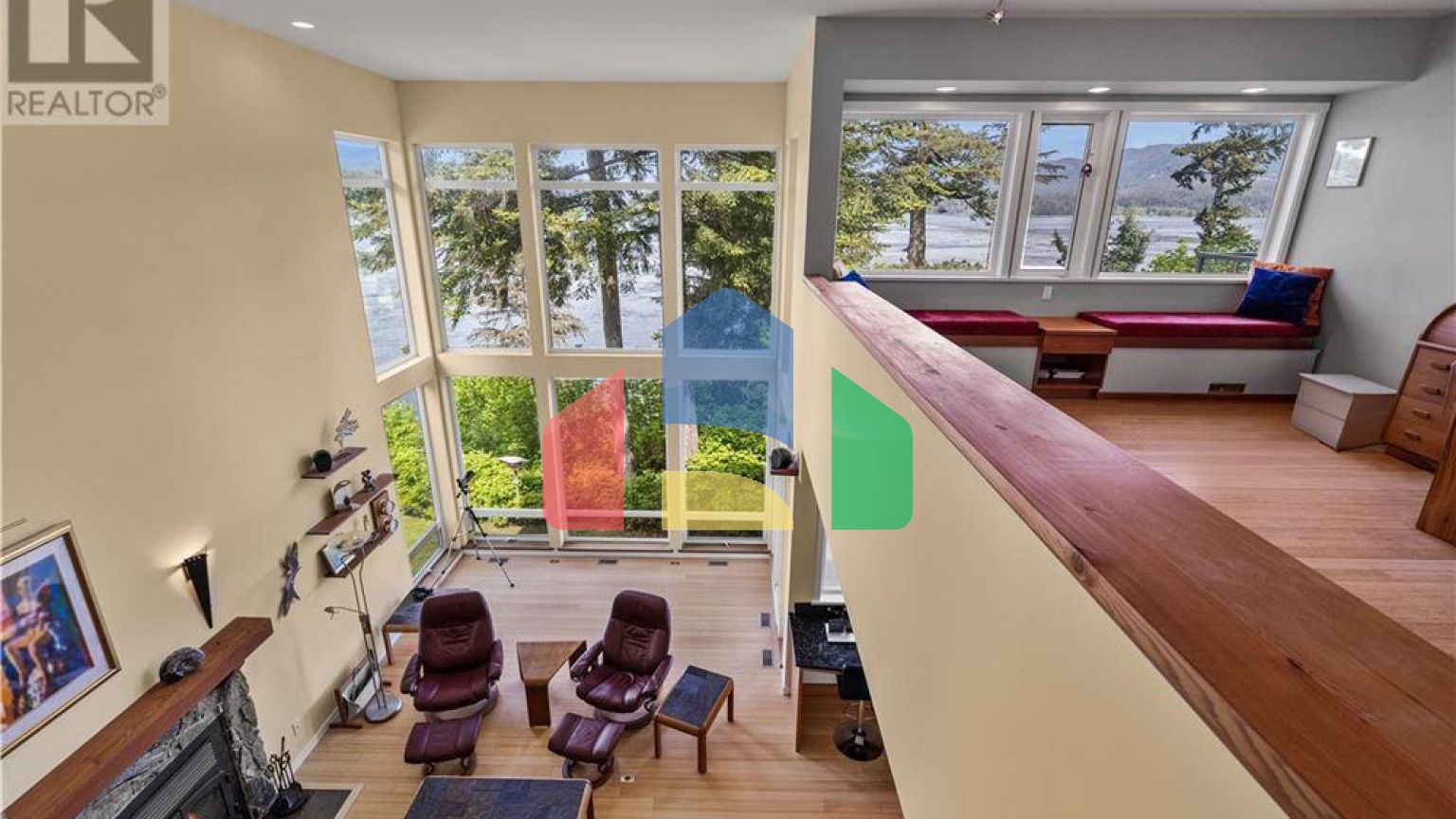 Residential - Single Family Home - Campbell River, Canada - Canada