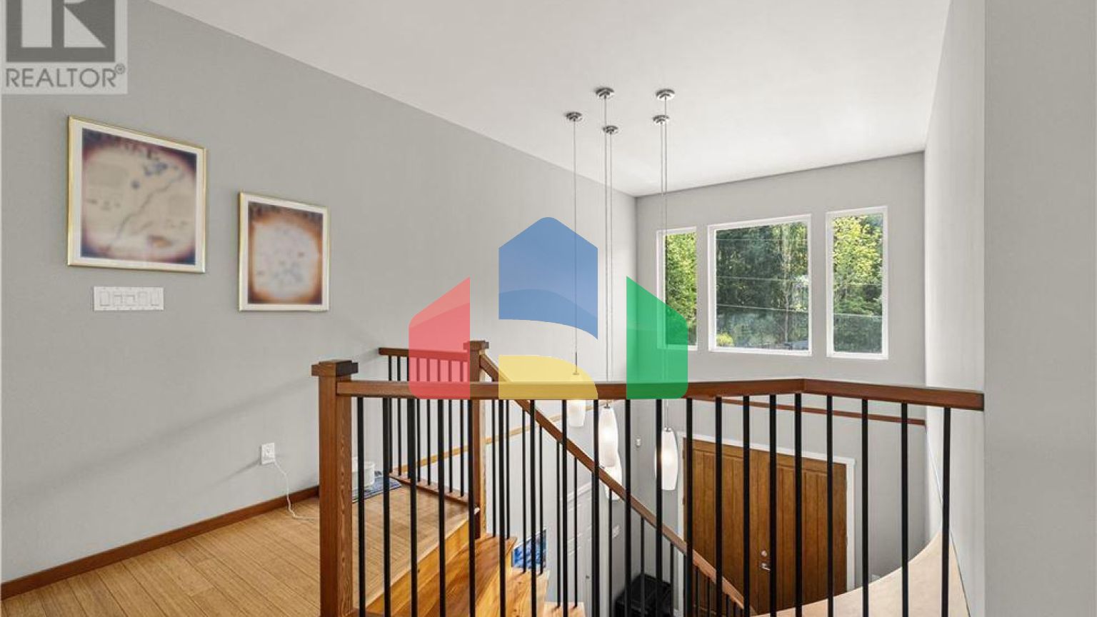 Residential - Single Family Home - Campbell River, Canada - Canada