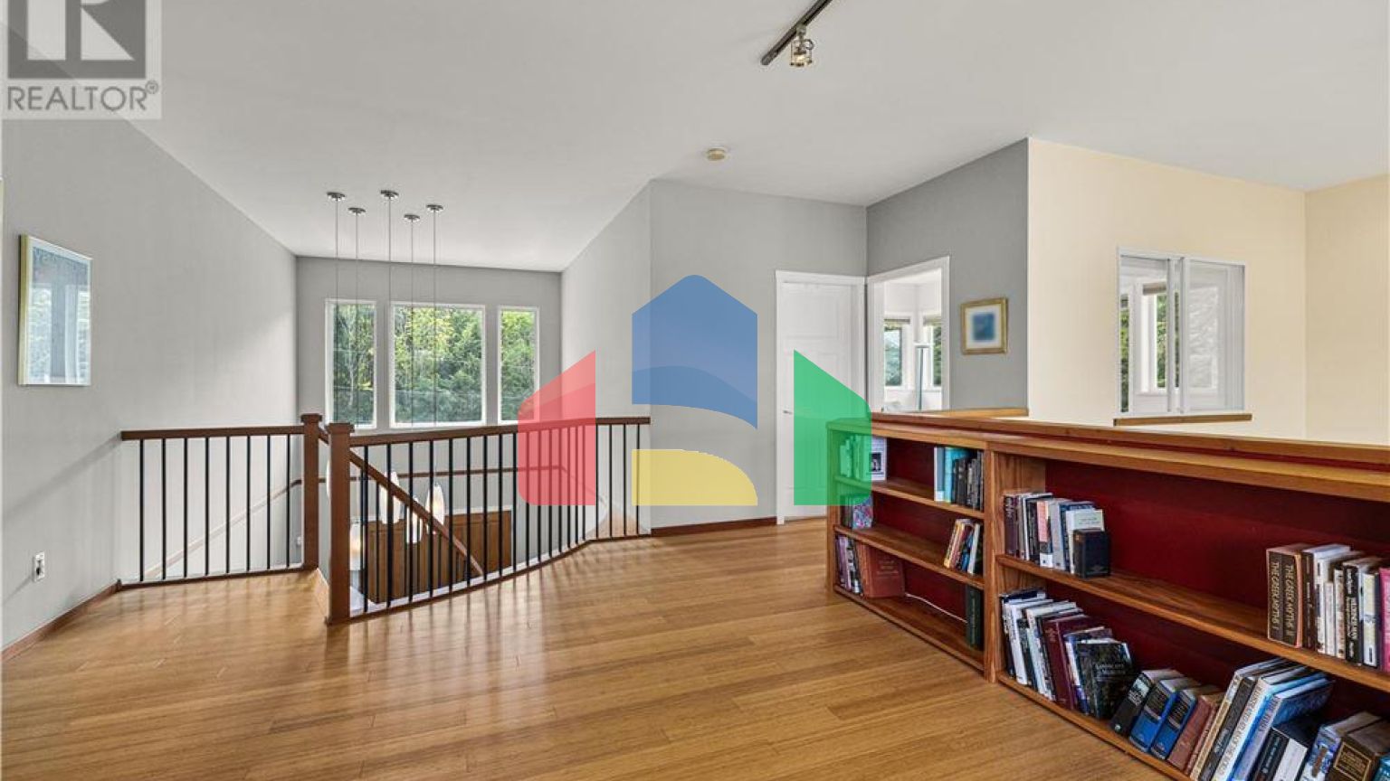 Residential - Single Family Home - Campbell River, Canada - Canada