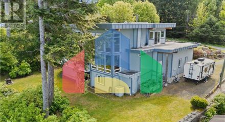 Residential - Single Family Home - Campbell River, Canada - Canada