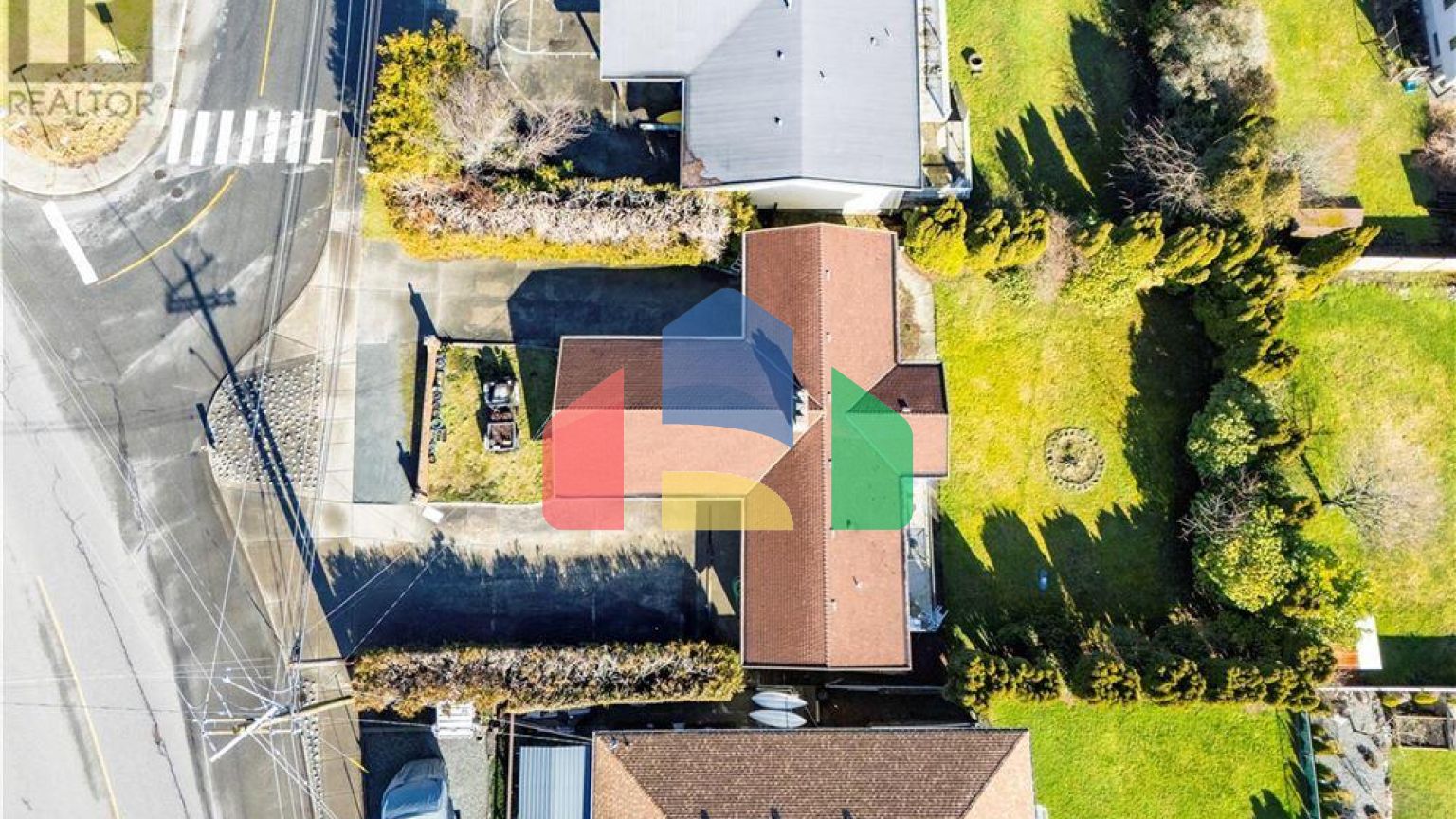 Residential - Single Family Home - Campbell River, Canada - Canada