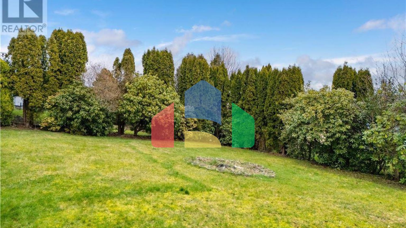 Residential - Single Family Home - Campbell River, Canada - Canada