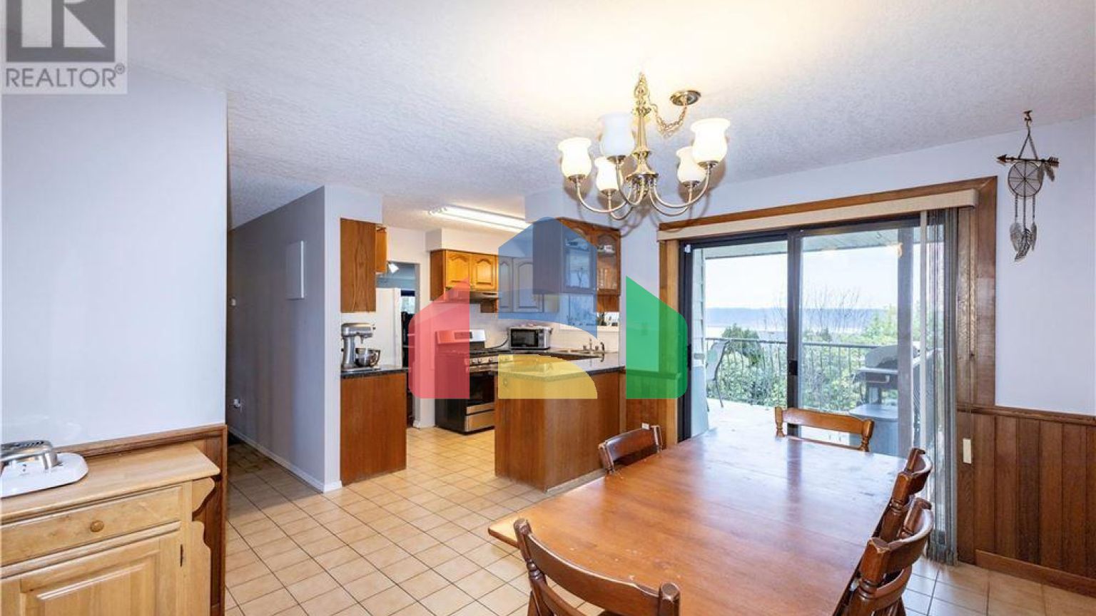 Residential - Single Family Home - Campbell River, Canada - Canada