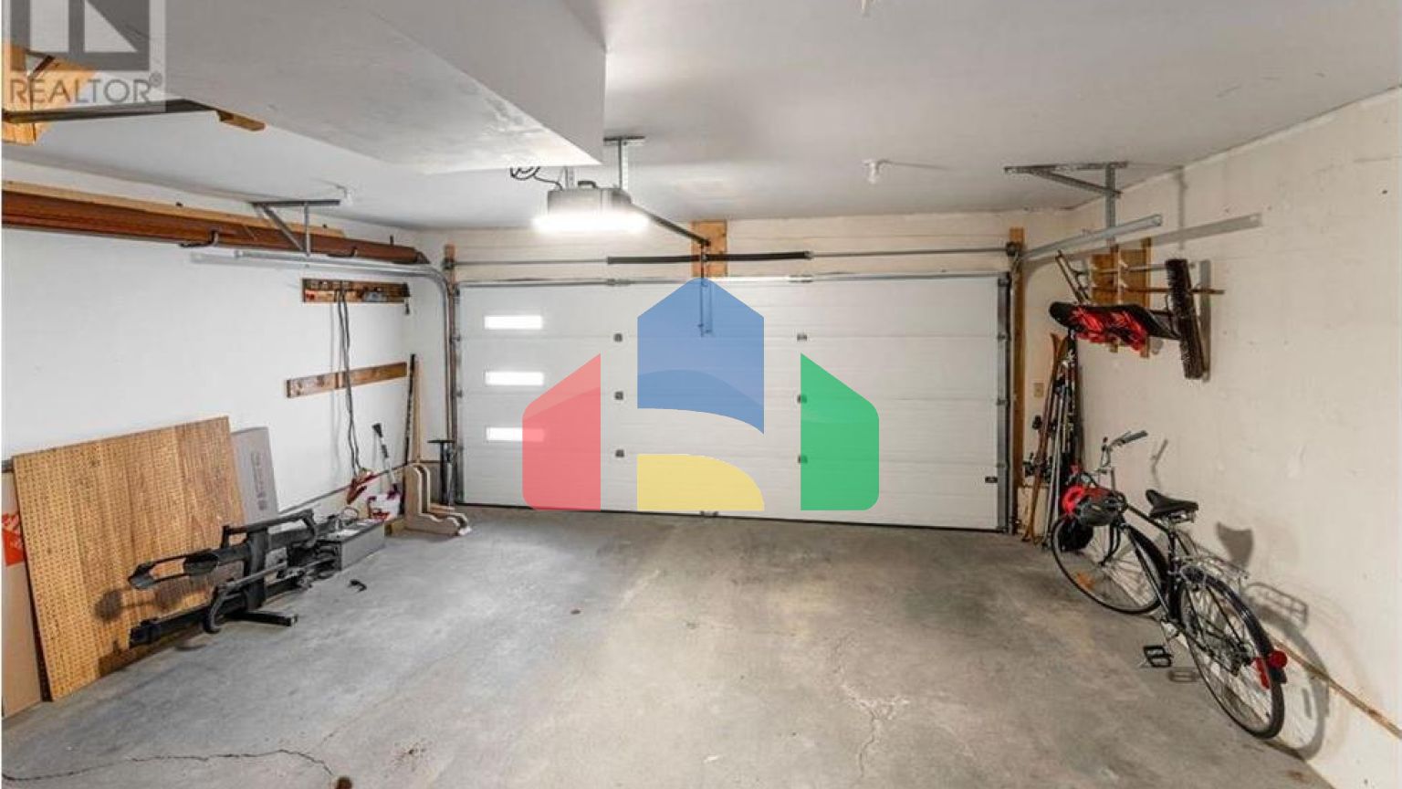 Residential - Single Family Home - Canmore, Canada - Canada