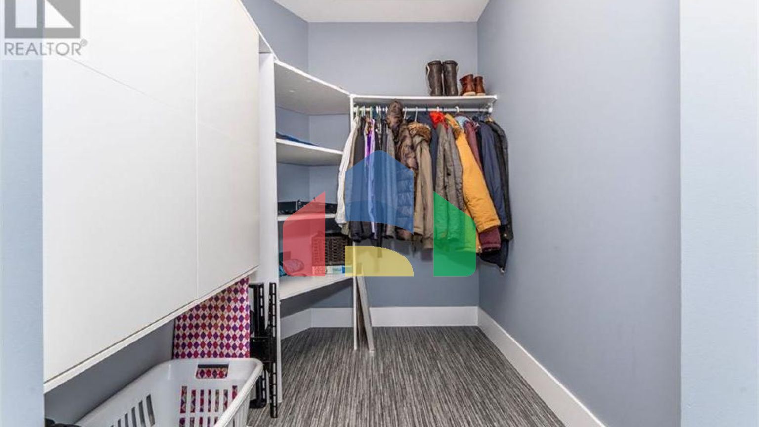 Residential - Single Family Home - Canmore, Canada - Canada