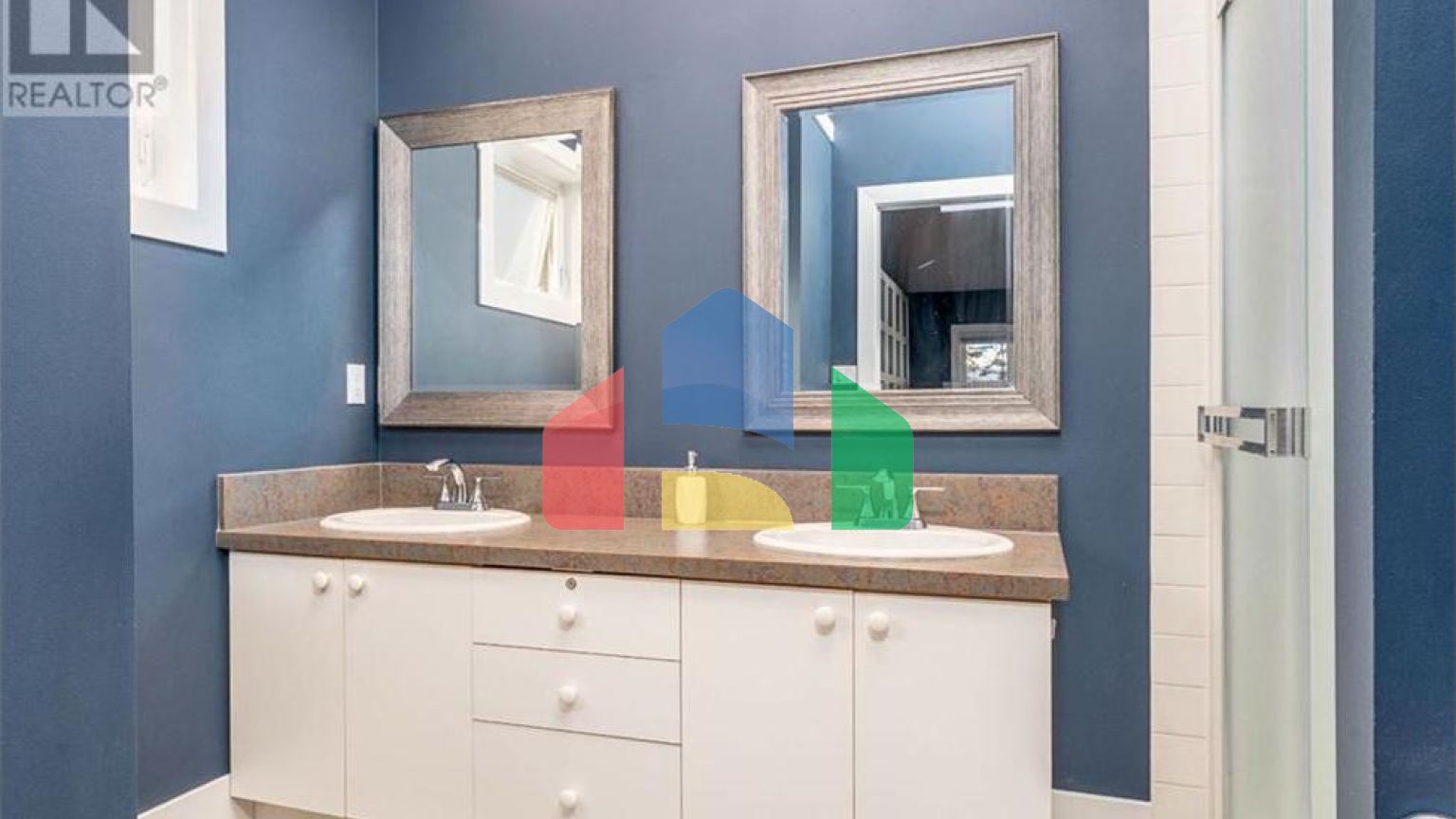 Residential - Single Family Home - Canmore, Canada - Canada