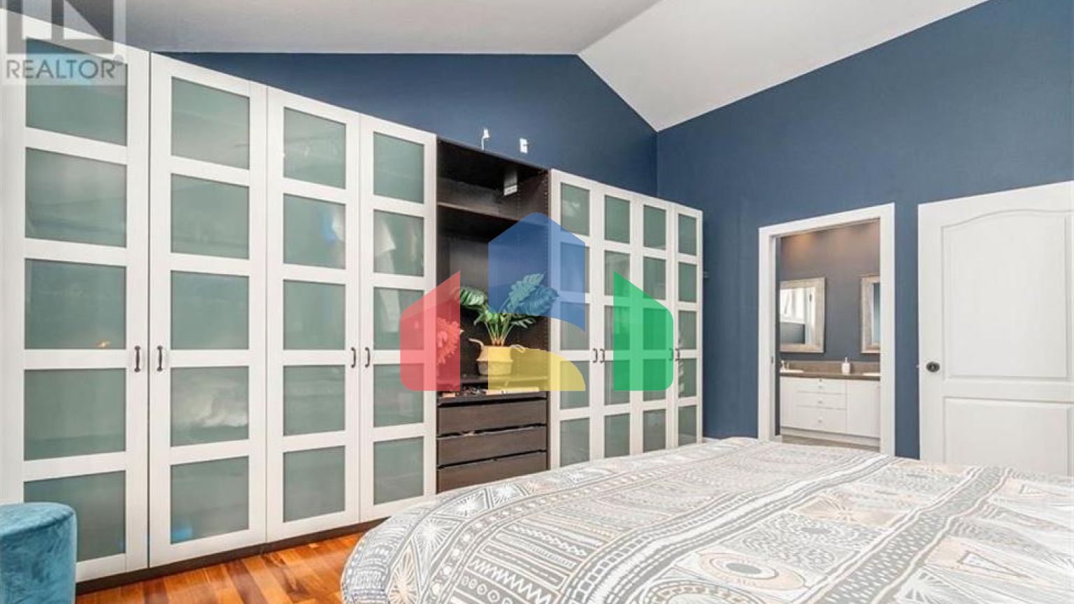 Residential - Single Family Home - Canmore, Canada - Canada