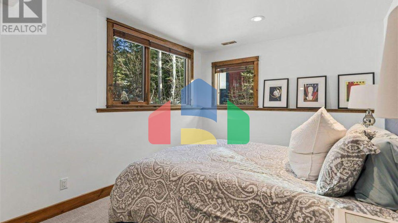 Residential - Single Family Home - Canmore, Canada - Canada