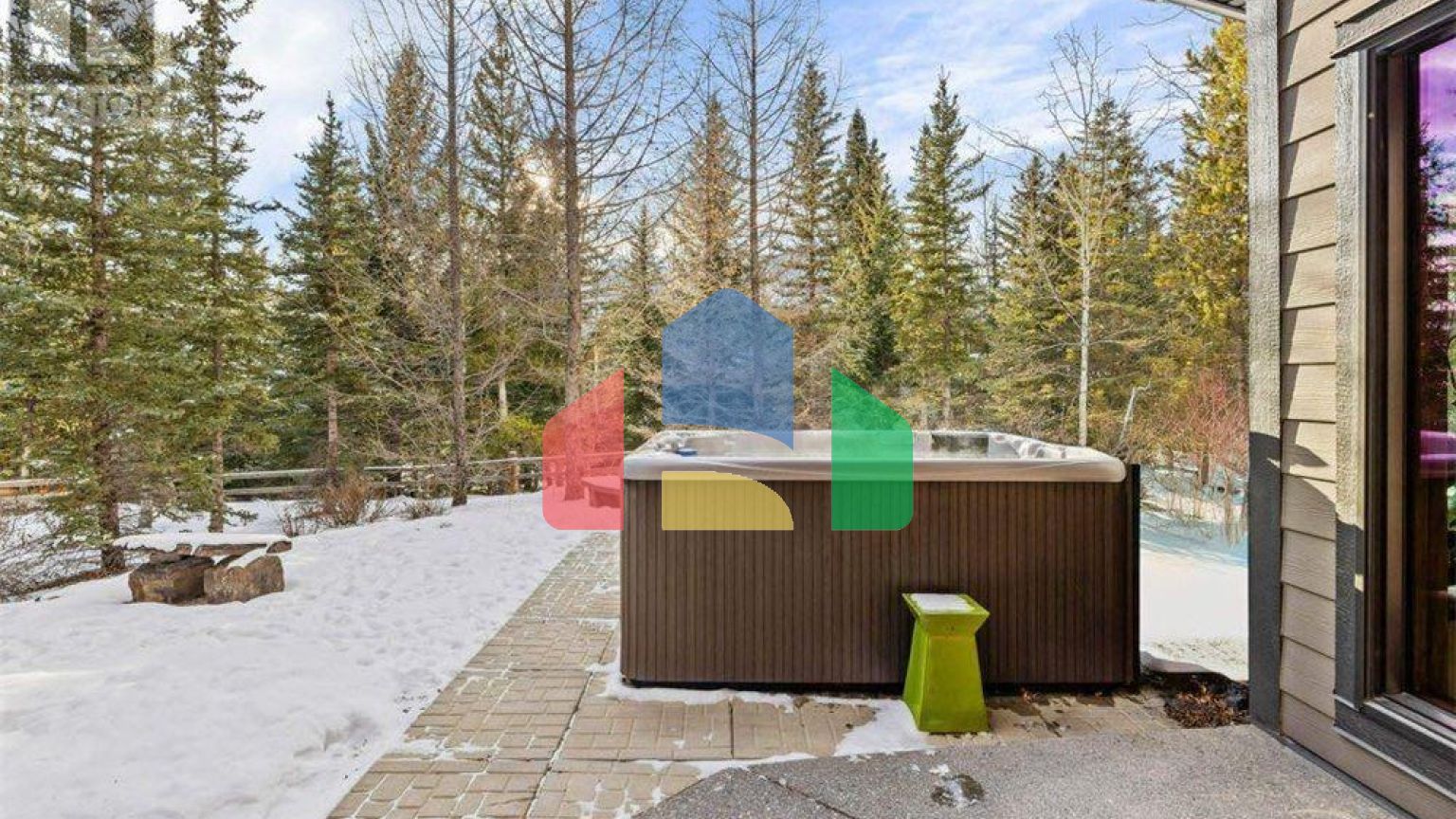 Residential - Single Family Home - Canmore, Canada - Canada