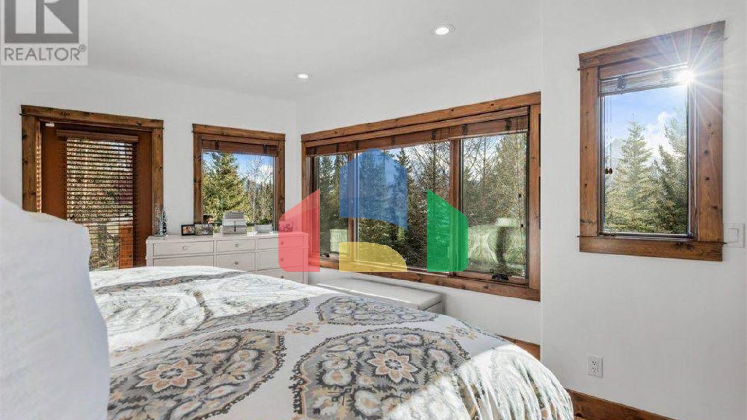 Residential - Single Family Home - Canmore, Canada - Canada