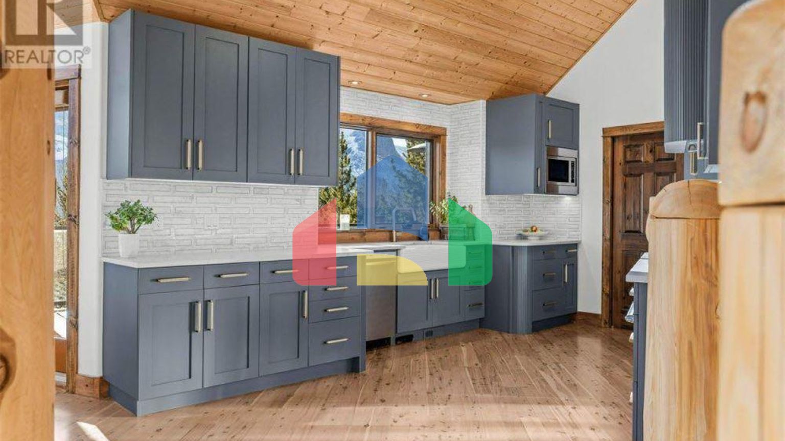 Residential - Single Family Home - Canmore, Canada - Canada