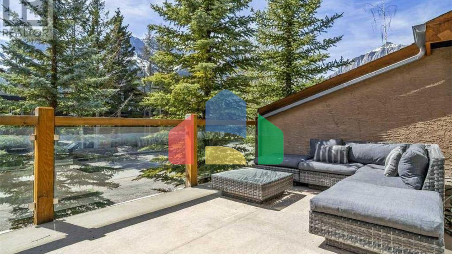 Residential - Single Family Home - Canmore, Canada - Canada