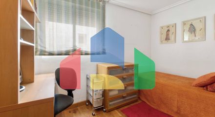 ПЕНТХАУС В ЦЕНТРЕ ТОРРЕВЬЕХЕ. ГАРАЖ+КЛАДОВКА. 3 СПАЛЬНИ. 3 ВАННЫЕ КОМНАТЫ. 110 М2.