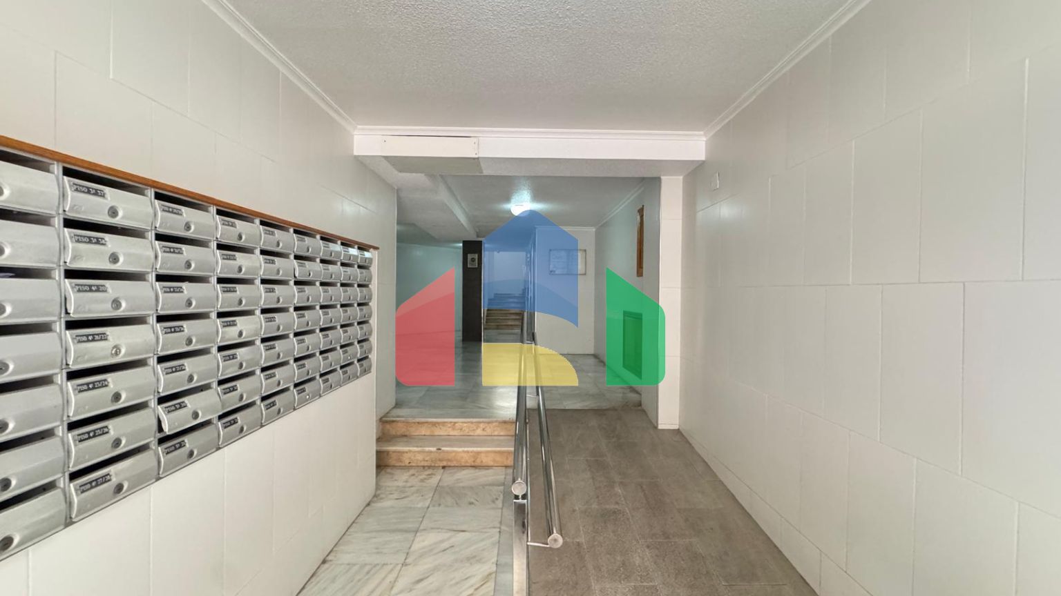 СТУДИЯ В 250 МЕТРАХ ОТ ПЛЯЖА ЛОС ЛОКОС С ПЛОЩАДЪЮ 27 М2. ИДЕАЛЬНО ПОД СДАЧУ.