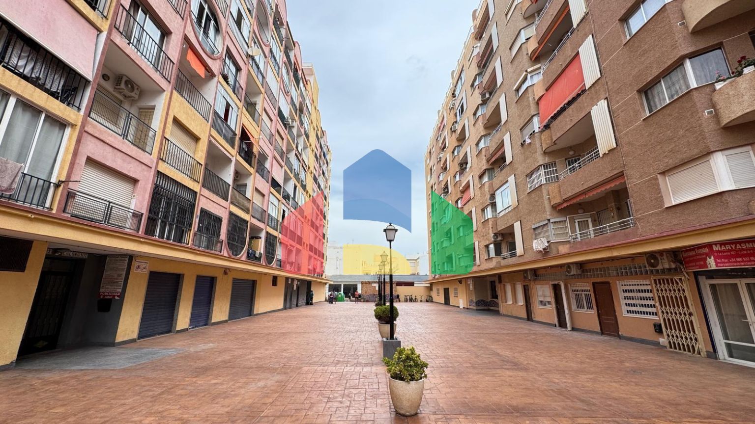 СТУДИЯ В 250 МЕТРАХ ОТ ПЛЯЖА ЛОС ЛОКОС С ПЛОЩАДЪЮ 27 М2. ИДЕАЛЬНО ПОД СДАЧУ.