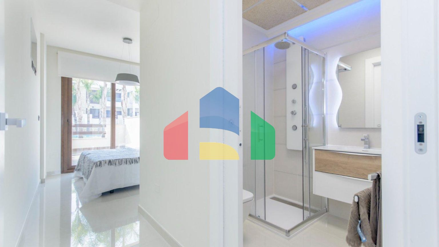 НОВЫЙ ЖИЛОЙ КОМПЛЕКС С БУНГАЛО В ЛОС БАЛКОНЕС, ТОРРЕВЬЕХА