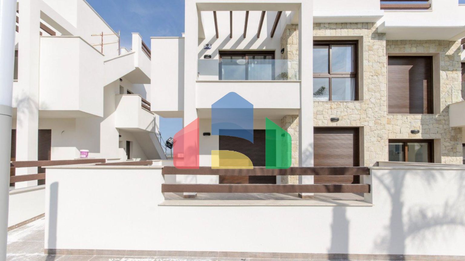 НОВЫЙ ЖИЛОЙ КОМПЛЕКС С БУНГАЛО В ЛОС БАЛКОНЕС, ТОРРЕВЬЕХА