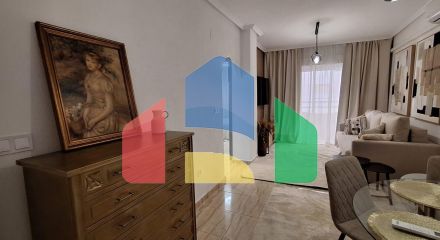 Эксклюзивная квартира с фантастическим дизайном и новым ремонтом: 2спальни, 1ванная,150 м. до пляжа