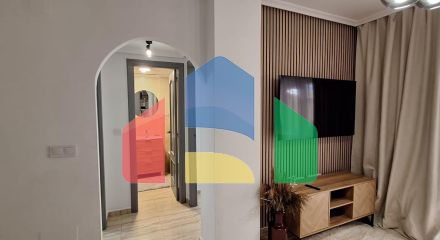 Эксклюзивная квартира с фантастическим дизайном и новым ремонтом: 2спальни, 1ванная,150 м. до пляжа