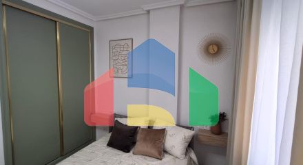 Эксклюзивная квартира с фантастическим дизайном и новым ремонтом: 2спальни, 1ванная,150 м. до пляжа