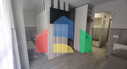 КВАРТИРА ПОСЛЕ РЕМОНТА В 50 МЕТРАХ ОТ ПЛЯЖА. 3 СПАЛЬНИ. 3 ВАННЫЕ КОМНАТЫ. 105 М2. ПОДЕЛЕННАЯ НА ТРИ СТУДИИ. КВАРТИРА ПОСЛЕ РЕМОНТА В 50 МЕТРАХ ОТ ПЛЯЖА. 3 СПАЛЬНИ. 3 ВАННЫЕ КОМНАТЫ. 105 М2. ПОДЕЛЕННАЯ НА ТРИ СТУДИИ.